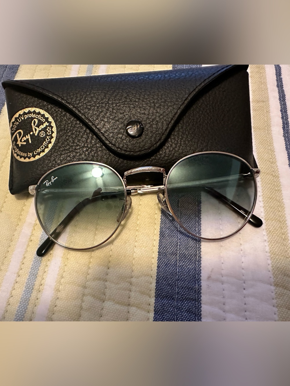 Ray Ban Rounds - Picture 3 of 5